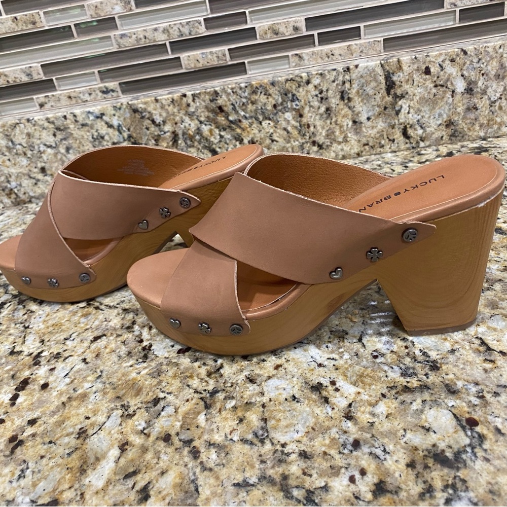 Lucky Brand LK-Takara Platform Slide Sandal